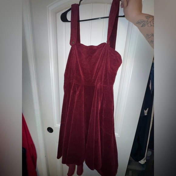 Burgundy Velvet Dress - Picture 1 of 3